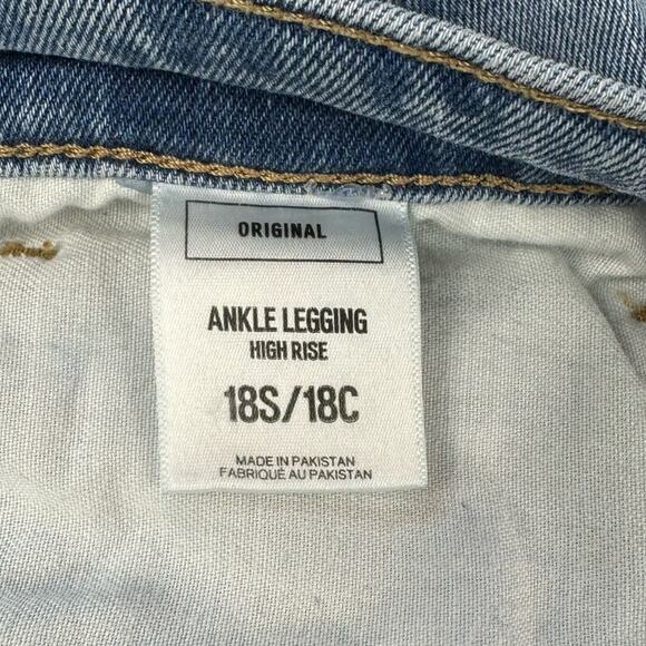 NWT Express Jeanas Original Ankle Legging High Rise DistressedSize 18 Short - Picture 6 of 11